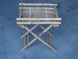 Bamboe bijzettafeltje Trong Dong