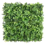 Kunsthaag wandpaneel van 50x50 cm met een mix van vetplanten en groene bladeren.