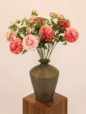 Dahlia Kunstbloem Rood Wit in een vaas als decoratie.