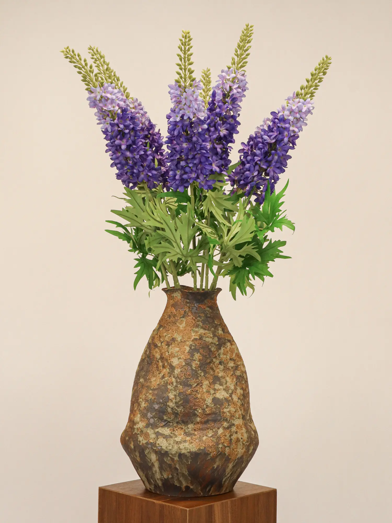 Kunstbloem Delphinium Blauw in vaas.